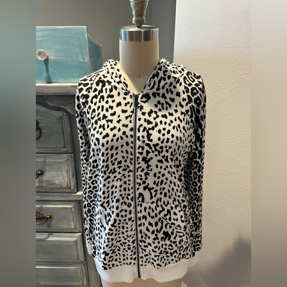 Chaser Animal Print White/Black Hoodie - Picture 4 of 7